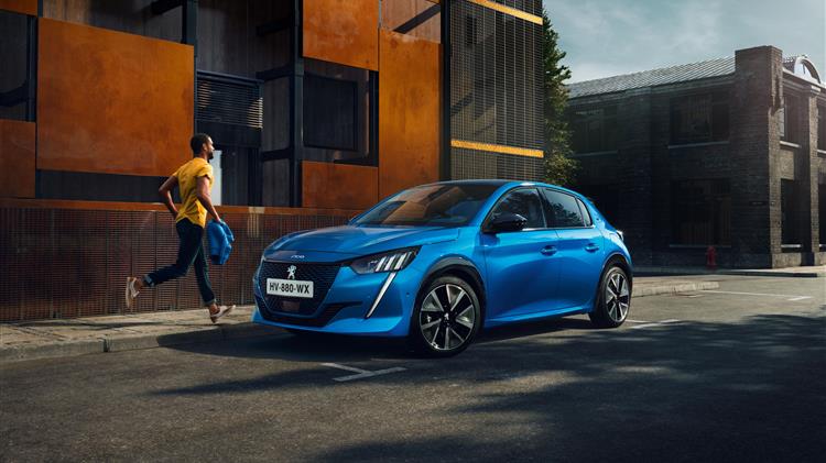 Νέο PEUGEOT e-2008: Μοναδική εμπειρία οδήγησης