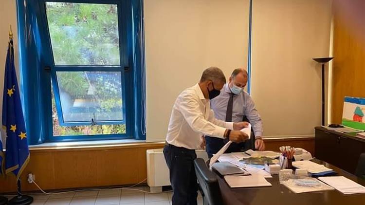 Σε Υπουργεία στην Αθήνα ο Αγοραστός  για να τρέξουν γρήγορα οι αποζημιώσεις του Ιανού