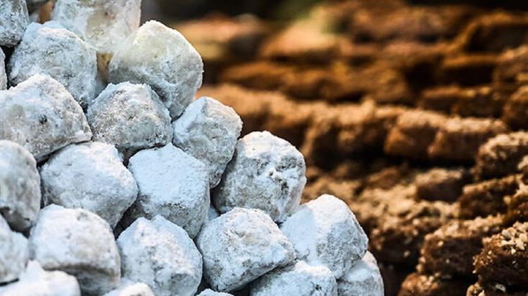 Θεσσαλονίκη: Γέμισαν οι φούρνοι μελομακάρονα και κουραμπιέδες