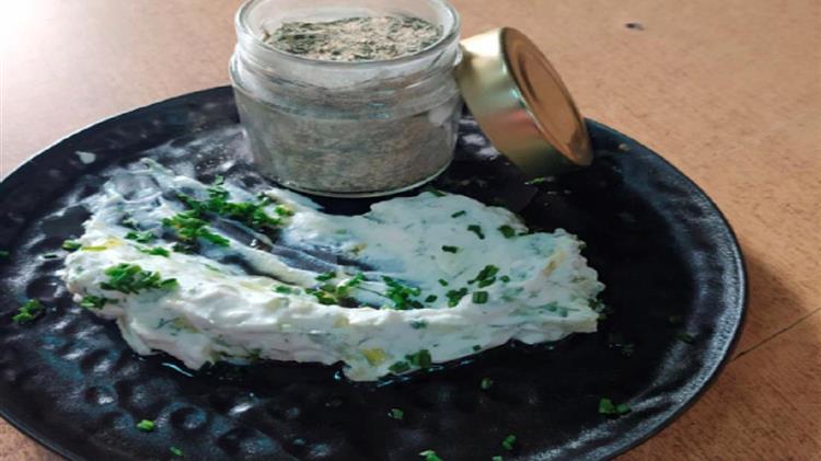 Τζατζίκι... αποδομημένο ταξιδεύει σε όλο τον κόσμο