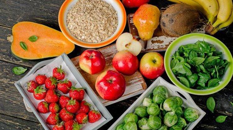 Νεότερα δεδομένα για την προστασία και την αντιμετώπιση του COVID-19 μέσω της διατροφής