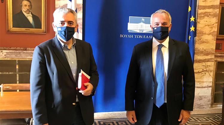 Έρχεται “ζεστό χρήμα” για καρπουζοπαραγωγούς και χοιροτρόφους!