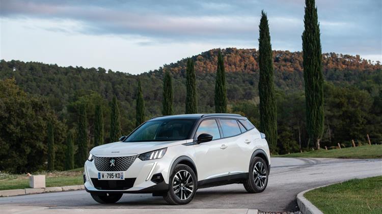 Το νέο PEUGEOT 2008 αναδείχθηκε "Ευρωπαϊκό αυτοκίνητο του 2021" στην Ιταλία