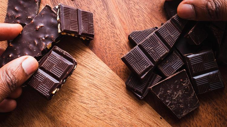 Διεθνής Οργανισμός Κακάο: Υποβάθμιση της παγκόσμιας εκτίμησης για το έλλειμμα κακάο