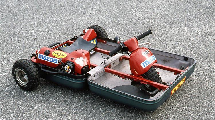 Mazda «αυτοκίνητο-βαλίτσα»: Σχεδιάζοντας  το φορητό μέσο προσωπικής μετακίνησης