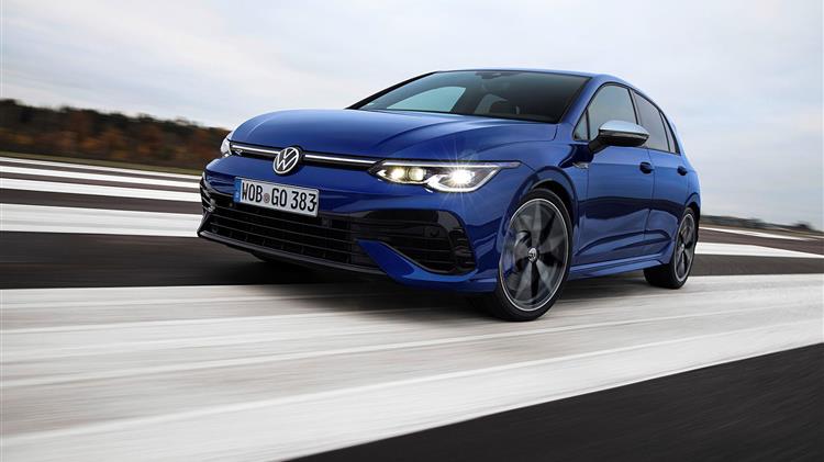 Mission R: 8΄ αδρεναλίνης στο video αποκάλυψης του νέου Golf R