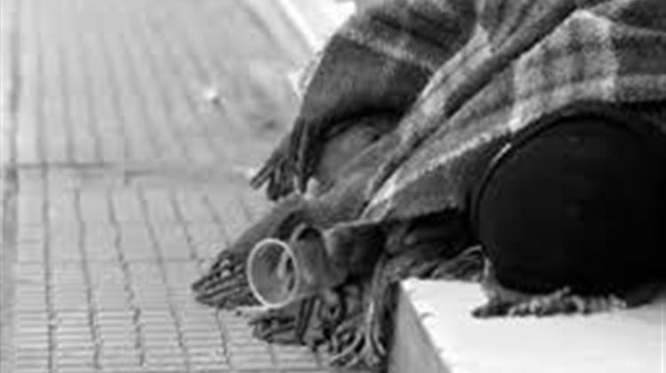 Έκτακτα μέτρα του Δήμου Αθηναίων για το κρύο με θερμαινόμενες αίθουσες και rapid tests