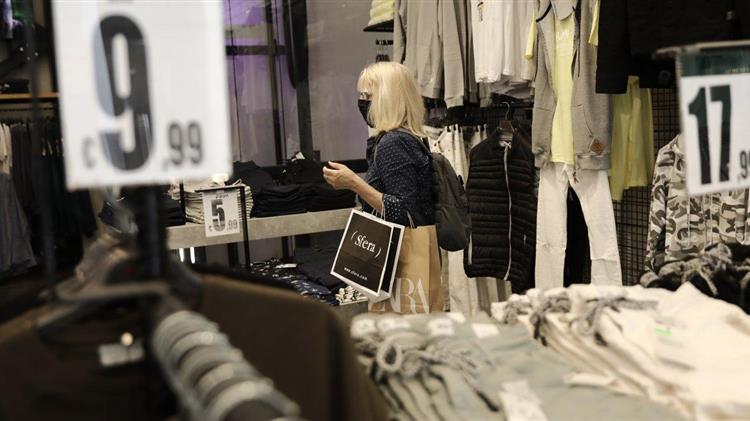 Λιανεμπόριο: Άλμα 38,9% τον Απρίλιο – Πού είχαμε τριψήφιες αυξήσεις