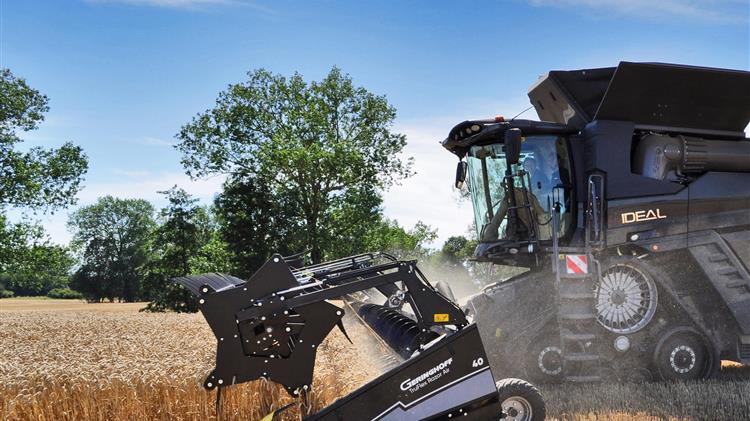 Μεγάλη γκάμα κεφαλών Geringhoff επιτρέπει στις κομπίνες Massey Ferguson να θερίζουν μια τεράστια ποικιλία καλλιεργειών