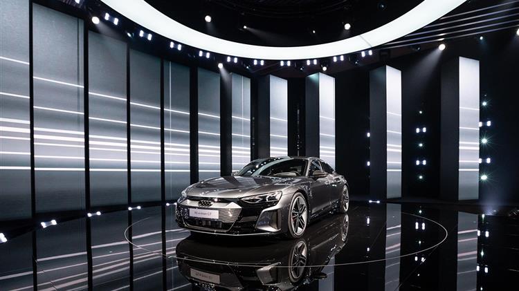 Το Audi e-tron GT αποκαλύπτεται σε διαδικτυακή παγκόσμια πρεμιέρα