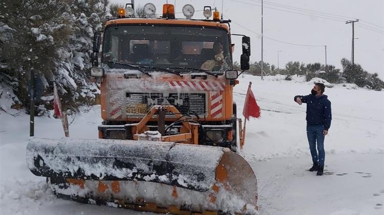 Θανάσης Παιδής στο «μέτωπο» της κακοκαιρίας: Πάντα κοντά στους συμπολίτες