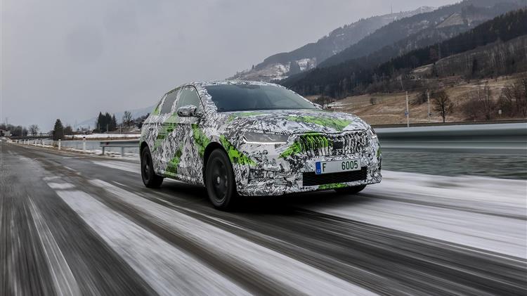 Νέα SKODA FABIA: μεγαλύτερη, πιο σπορ, ακόμα πιο ασφαλής