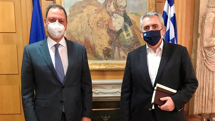 Παράταση στις μεταβιβάσεις-αλλαγές για το “Κομφούζιο”