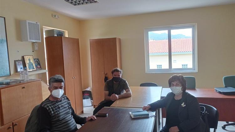 Συνάντηση μεταξύ της κ.Χανιωτάκη-Μυλωνάκη Μ. με μέλη του Ενιαίου Αγροτικού Συλλόγου Ιεράπετρας