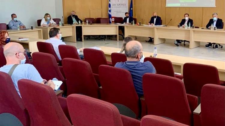 Επίσκεψη του Γ. Αμυρά στον νομό Φωκίδας για τους δασικούς χάρτες