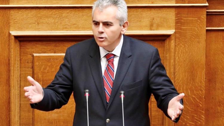 Μάξιμος: Στήριξη καστανοπαραγωγών για τη σφήκα της καστανιάς