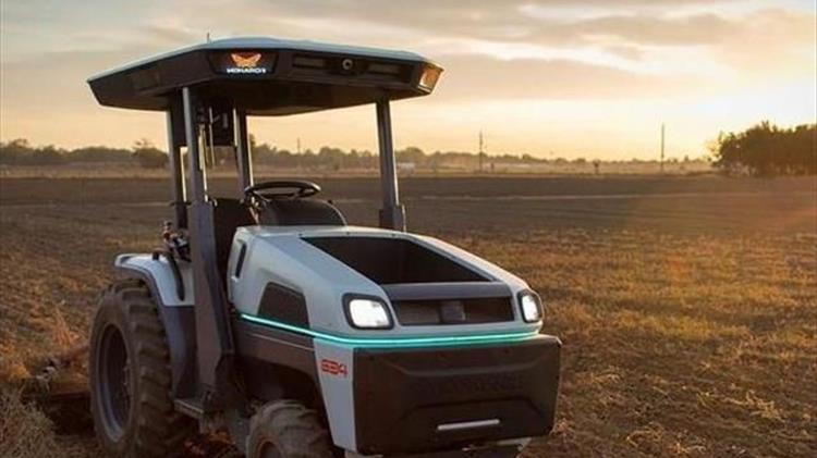 Παρουσιάστηκε το πρώτο αυτόνομο τρακτέρ