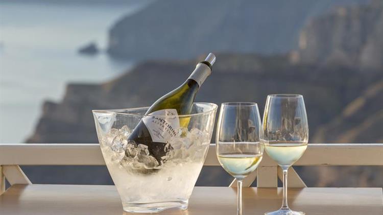 SANTO WINES: να αποτραπεί η κυκλοφορία του Αργεντίνικου οίνου με την ένδειξη "Santorini "