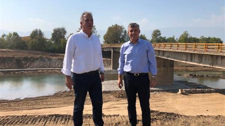 Ξεκινά το μεγάλο αντιπλημμυρικό έργο σε 14 παραπόταμους του Πηνειού ποταμού