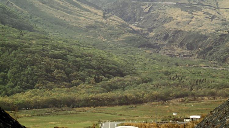 Mazda Parkway: Το μοναδικό minibus   με περιστροφικό κινητήρα