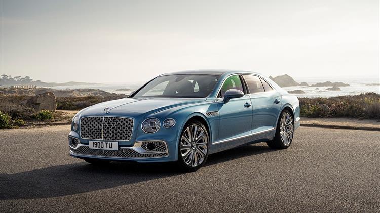 BENTLEY FLYING SPUR MULLINER: τo κoρυφαίο τετράθυρο GRAND TOURER