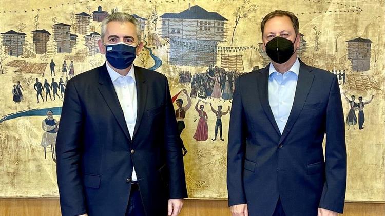 Δίκαιες οι κορονοενισχύσεις σε χοιροτροφία και μέλι