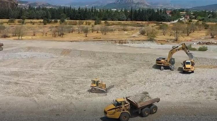 Σε πλήρη εξέλιξη τα αντιπλημμυρικά έργα της Περιφέρειας Θεσσαλίας  στον Πηνειό ποταμό