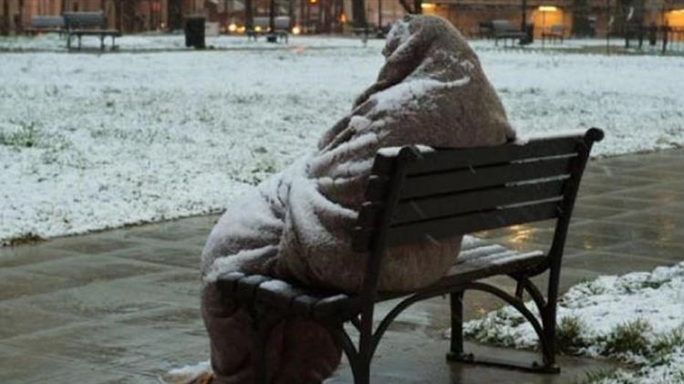 Συστάσεις για την προστασία των αστέγων από χαμηλές θερμοκρασίες κατά την περίοδο του χειμώνα