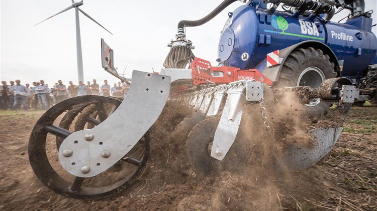 Οκτώ «παγωμένες» πληρωμές και μηδενικό χρονοδιάγραμμα