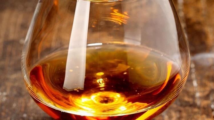 Στροφή των καταναλωτών στο κονιάκ – Άλμα στις πωλήσεις το 2021