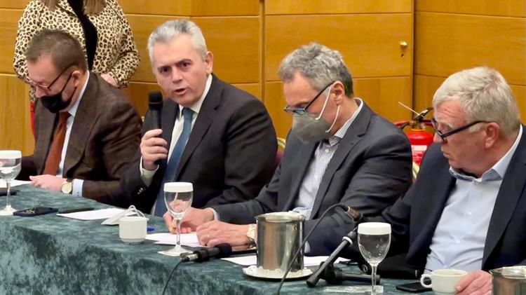 Στον Υπουργό Περιβάλλοντος για αναθεώρηση μελέτης Αχελώου και Μεσοχώρα