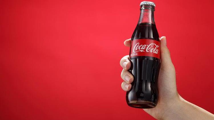 Η Coca-Cola Company να αναστείλει τις δραστηριότητές της στη Ρωσία