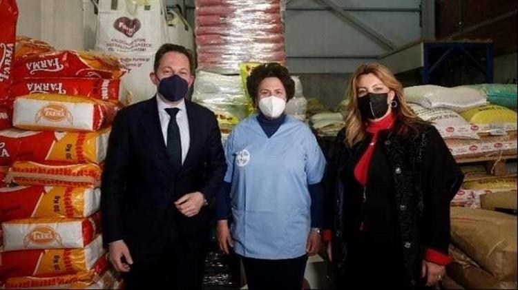 Η πρώτη ελληνική αποστολή ζωοτροφών για Ουκρανούς πρόσφυγες με κατοικίδια