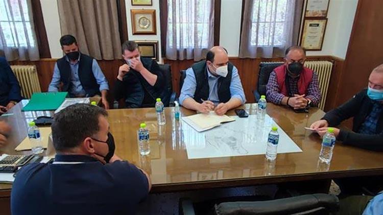 Επίσκεψη στον Αγροτικό Συνεταιρισμό Ζαγοράς Πηλίου από τον Υφυπουργό στον Πρωθυπουργό Χρήστο Τριαντόπουλο