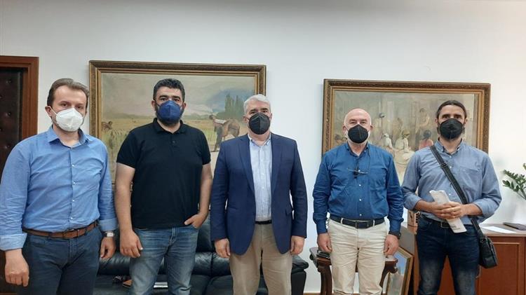 Το Εθνικό Ηλεκτρονικό Μελισσοκομικό Μητρώο στο επίκεντρο της συνάντησης του Κεδίκογλου με την Ο.Μ.Σ.Ε.