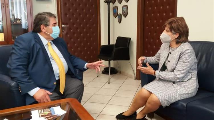 Η αναγκαιότητα για αναδιάρθρωση των καλλιεργειών στο επίκεντρο της συνάντησης Τζαμτζή – Καλογήρου