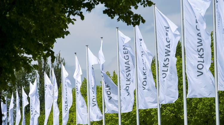 VOLKSWAGEN: «Έκθεση για την Υπευθυνότητα στην Προμήθεια Πρώτων Υλών 2021»