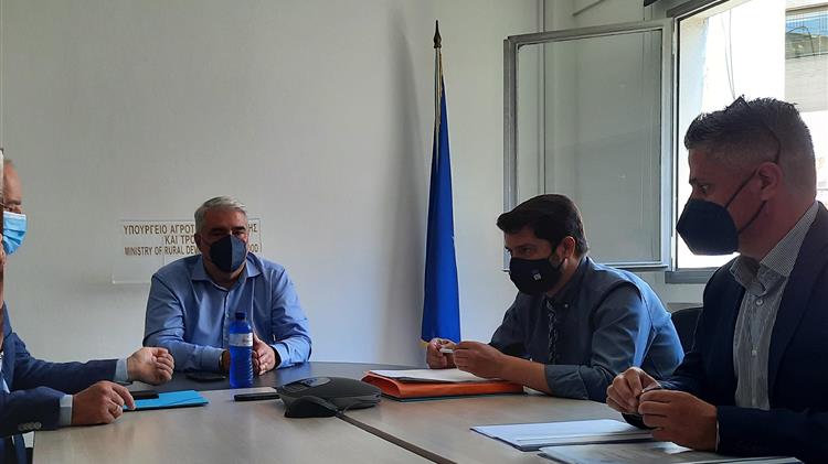 Συνάντηση Κεδίκογλου με εκπροσώπους του αγροτικού συνεταιρισμού «ΣΥΚΙΚΗ»