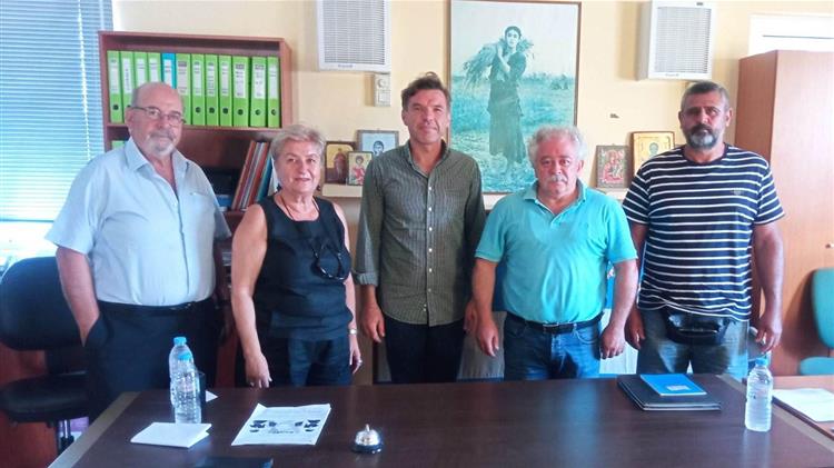 Συνάντηση του Ενιαίου Αγροτικού Συλλόγου Ιεράπετρας με τον Ραλλάτο