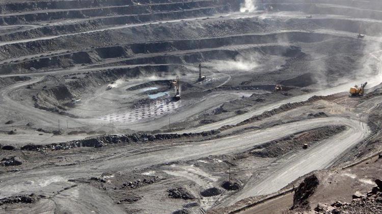 Βρετανία: Προσπάθεια για εξεύρεση μεγαλύτερης πρόσβασης σε σπάνιες γαίες