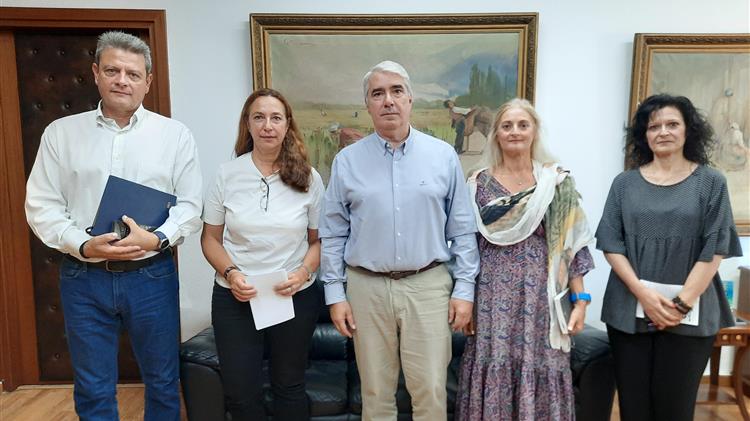 Σ.Κεδίκογλου: Ξεκάθαρη πολιτική βούληση για την πάταξη φαινομένων κακομεταχείρισης ιπποειδών