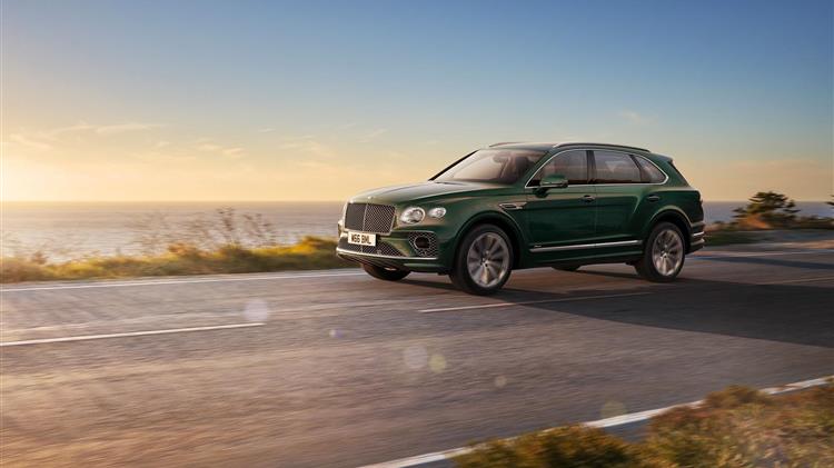 Η BENTLEY BENTAYGA HYBRID με νέες εκδόσεις, S και AZURE