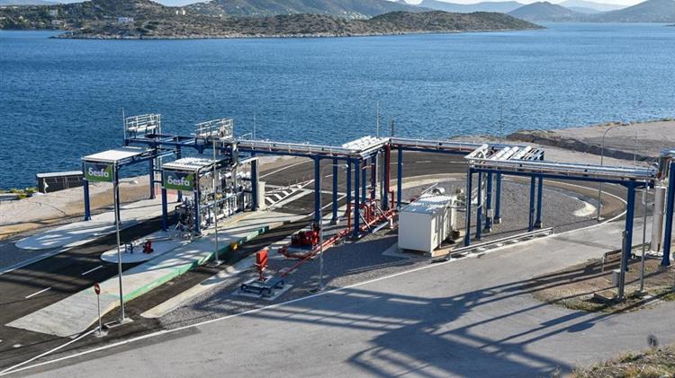 Εγκαινιάστηκε ο νέος σταθμός Φόρτωσης Φορτηγών LNG στη Ρεβυθούσα