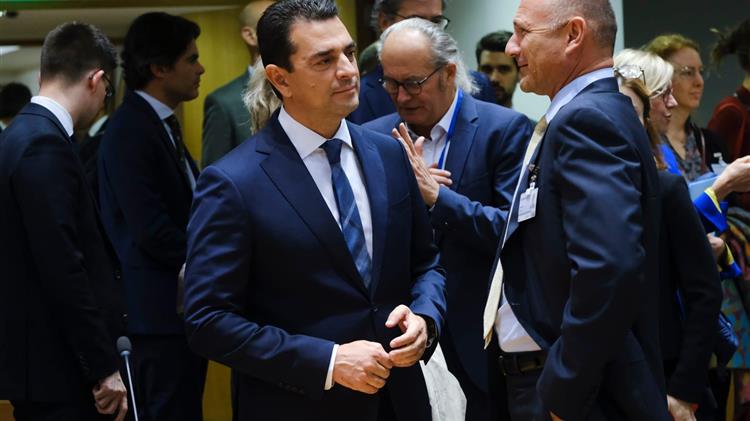 Σκρέκας: «Η Ευρώπη υιοθετεί το ελληνικό μοντέλο ανάκτησης υπερεσόδων στην ηλεκτροπαραγωγή»