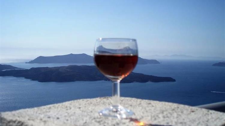 Ένα Vinsanto από τη Σαντορίνη ανάμεσα στα καλύτερα του κόσμου