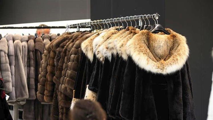 Παράταση αναστολής συμβάσεων εργασίας στον κλάδο γουνοποιίας