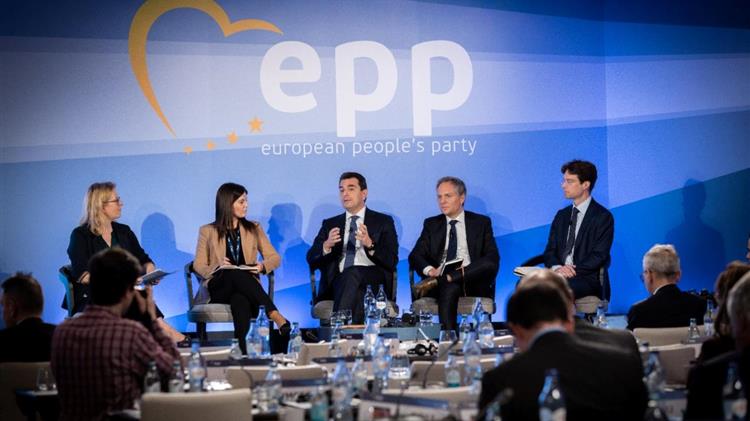 Σκρέκας: «Η Ελλάδα πρωτοπόρα στη στήριξη των καταναλωτών και την πράσινη μετάβαση»