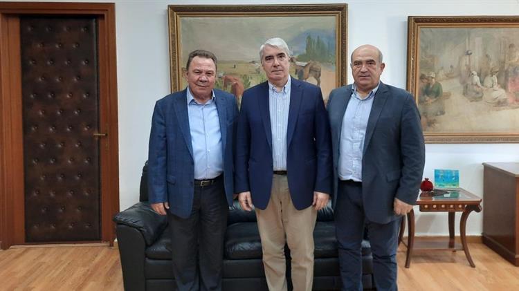 Συνάντηση Σ. Κεδίκογλου με τον Δήμαρχο Ασπροπύργου για την κατασκευή αλιευτικού καταφυγίου