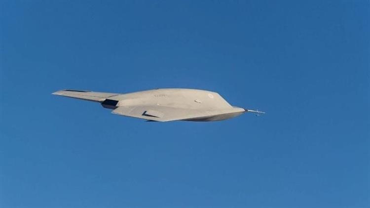 Υπογραφή μνημονίου συνεργασίας για τον σχεδιασμό και τη βιομηχανική παραγωγή νέου ελληνικού drone