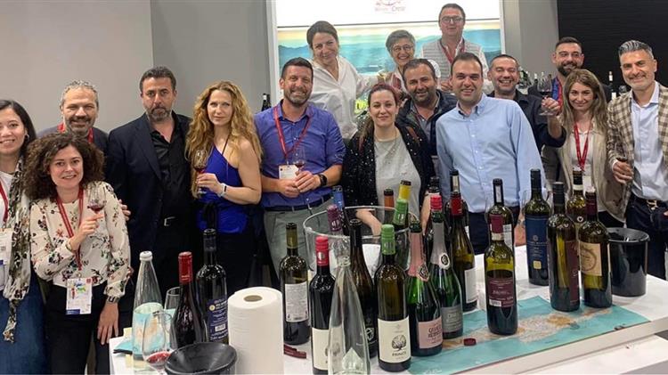 Στη μεγαλύτερη Διεθνή Έκθεση Κρασιού οι Οινοποιοί της Κρήτης